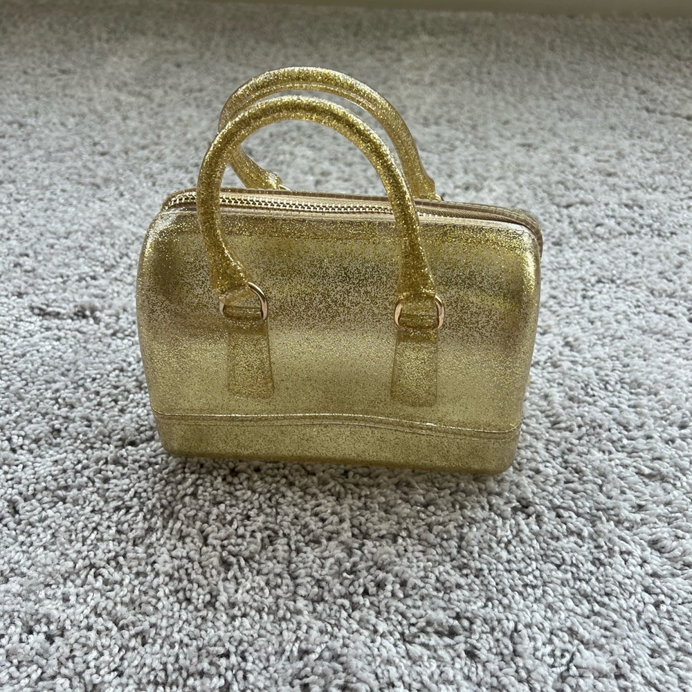 Elegant Gold Women's Handbag